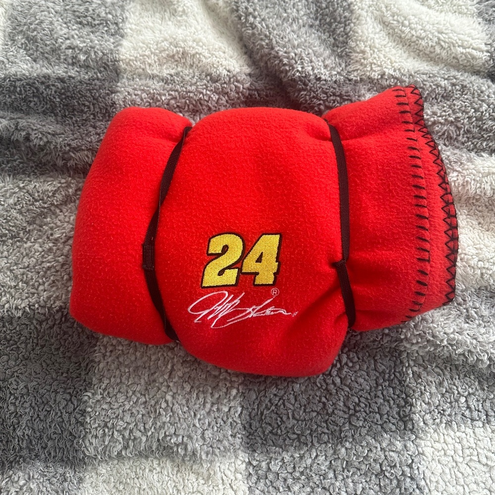 Jeff Gordon #24 Nascar Red Blanket Lightweight